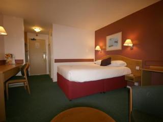 Days Abington - Glasgow 3*